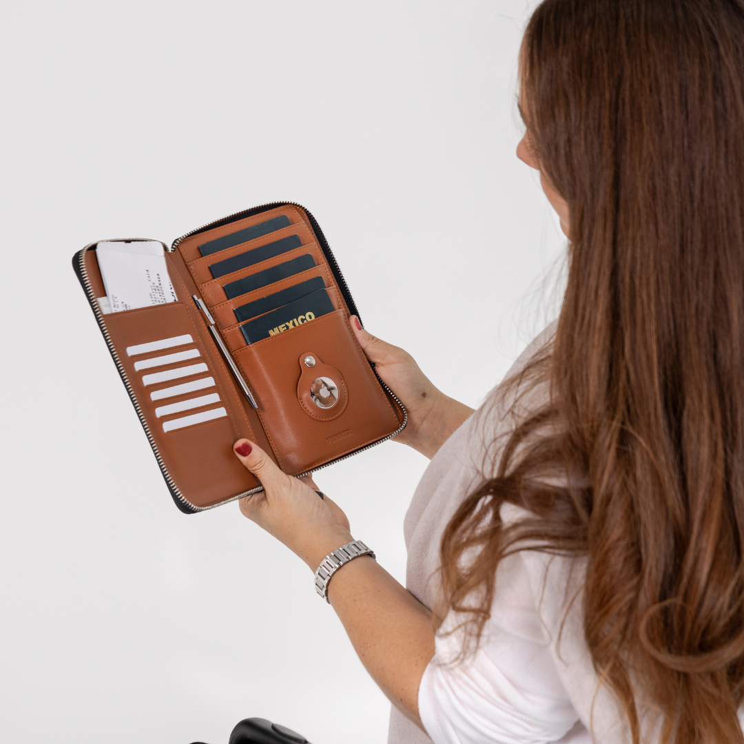 Family Passport Holder